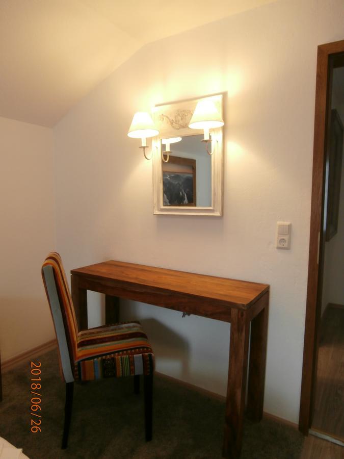 Ferienwohnung Anna Garmisch-Partenkirchen Exterior photo