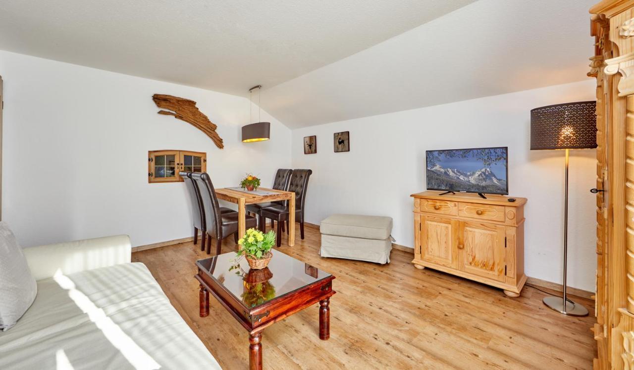 Ferienwohnung Anna Garmisch-Partenkirchen Exterior photo